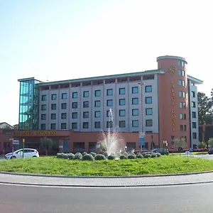 **** Hotel Palace Italy