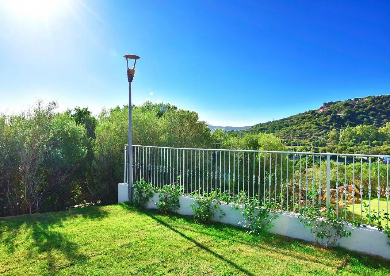 **** Aparthotel Geovillage Green Residence Olbia Italy